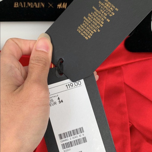 BNWT Balmain x H&M 100% Silk Satin Red Tulip Skirt - Picture 4 of 8